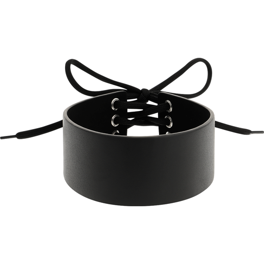 BDSM WOMAN COLLARS