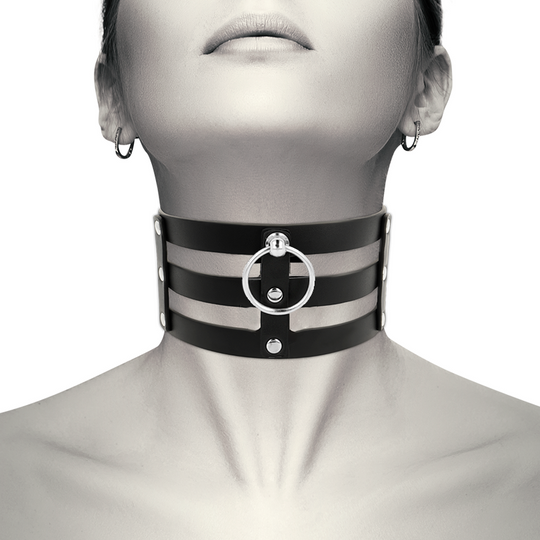 BDSM BONDAGE COLLAR FOR WOMAN